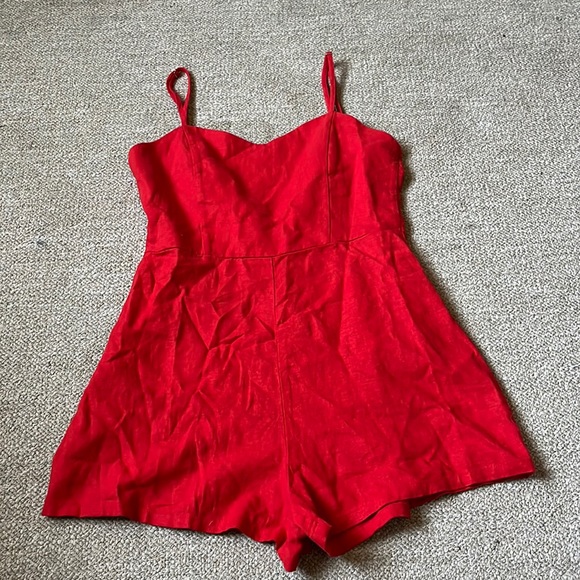Red forever21 romper - Picture 1 of 3